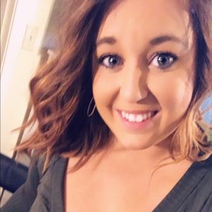 Meet your Posher, Jamie marie